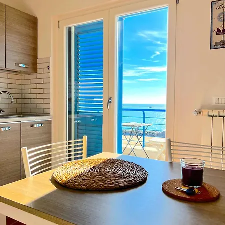 Alba Suite-rome Airport Fco-fronte Mare * Fiumicino
